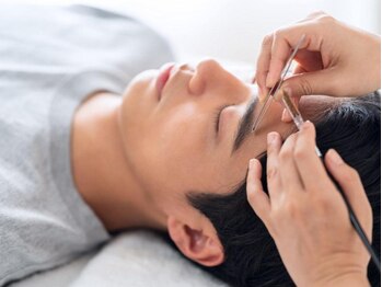 眉毛と脱毛の専門店 アイブロウ BiVi 土浦Kokokala店 の写真/第一印象は"肌"で決まる!≪メンズフェイス脱毛+眉WAX≫清潔感MAXのモテ顔へ!