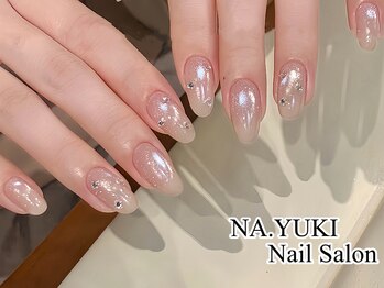 ナユキネイル 新宿店(NA.YUKI Nail)の写真/お仕事柄派手なネイルをできない方に◎シンプルデザインでも貴方らしさをいっぱいに♪持込デザインも大歓迎