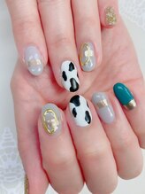 ネイルサロン ティアラリュクス 市川北口店(Tiara Luxe)/ウシ柄ネイル