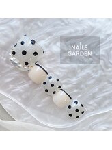 ネイルズガーデン(NAILS GARDEN)/【フット】ドットネイル