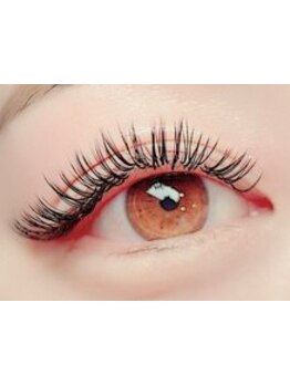 ボリュームのある目元にしたい