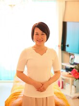 オカサロン(Okasalon)&nbsp;岡本 紗知