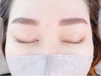 シェリーアイ(Sherry Eye)/ブロウリフト×ワックス脱毛