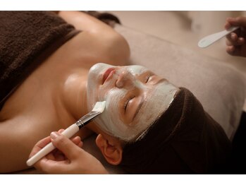 リア(Li’a)/憧れのうる艶肌へ