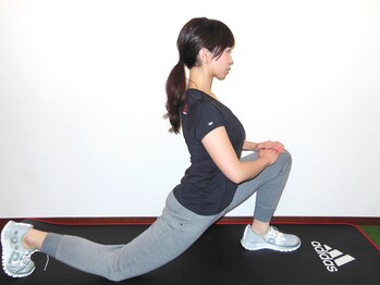 フォーユー(4u)/ストレッチ風景（下半身ケア）