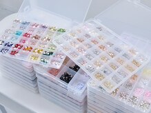 ファニー 新大久保(Hwany)の雰囲気（1000種類以上のパーツはカラバリも豊富！どんなメンカラも対応◎）