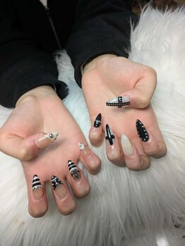 クイーンネイル(Queen Nail)/