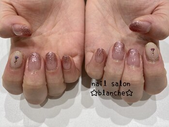 ブランシュ(BLANCHE)/4月定額制ネイル