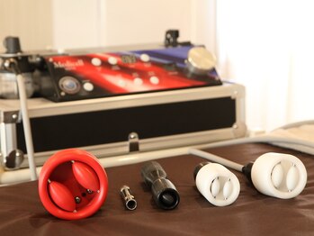 アンベリール(Embellir)/専用マシンで筋膜へアプローチ!