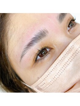 ネイル アンド アイラッシュ グレイス(Grace)/ハリウッド+パリジェンヌ