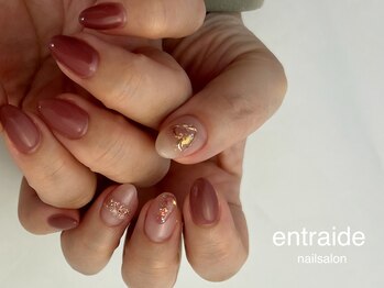 アントレッド(entraide)/アシンメトリーネイル