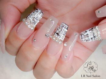 エルアールネイルサロン 梅田本店(LR)