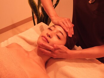 アペゼ バゲット 本八幡店(Apaiser Baguette)/フェイシャル+ヘッドスパ　8０分