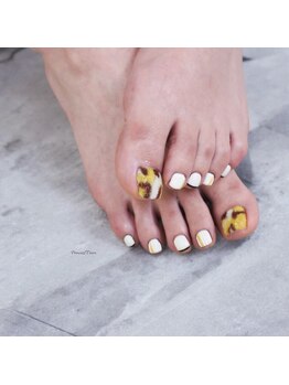 グランチュール(Grantulle)/ベルベットネイル