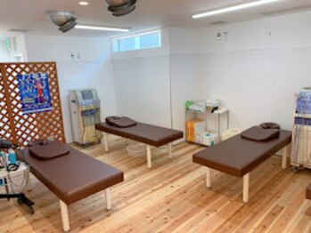 にこにこカラダ整骨院 土崎院(にこにこKARADA整骨院)/ 【にこにこKARADA整骨院】 内観