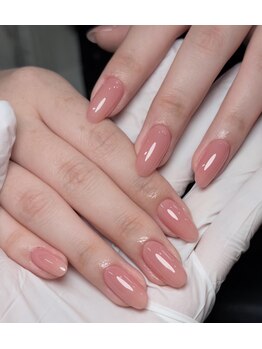 グリーンネイルサロン 横浜関内店(Green Nail Salon)の写真/毎日の生活にそっと馴染む、シンプルで大人可愛いネイルデザインをご提案します♪