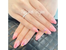 デジャヴ(Dejavu)/押し花のグラデーションネイル