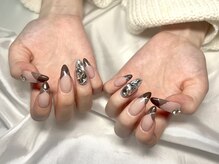 ヤシネイル(Yashi Nail)/ゴージャス持込　黒フレンチ