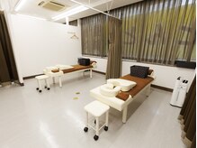 南浦和とんとん整骨院 鍼灸院の雰囲気（南浦和駅西口から徒歩３分の駅近[鍼灸/整骨院/整体/肩こり/腰痛]）