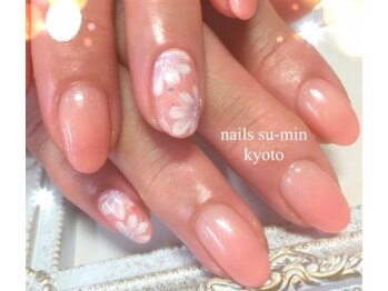 ネイルズ カスミン(nails CASU-MIN)の写真/【衣笠　北野白梅町】シンプルなのに可愛い♪カラーも豊富☆アート付コースが大人気！