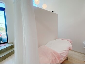 マドモア 飾磨店(MADEMORE)/やわらかベッドでウトウト