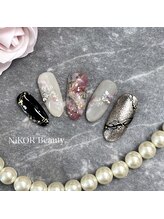 ニコルビューティー 高槻 南平台店(NiKOR beauty)/ラグジュアリーアート/8,000円～