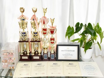 モア ネイル(MOA NAIL)の写真/知識経験豊富なネイリストがお爪の悩みを解消します♪お爪の悩みは何でも聞いてください！