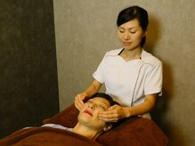 4時間の整体 トトノエル/顔の施術