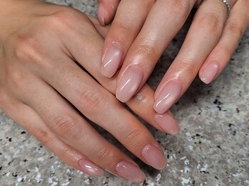 ネイルサロン ホロホロ(..HOlo HOlo..)の写真/オフィスにも馴染む上品ワンカラー♪個室サロンで叶える、あなただけのシンプルネイル◎6000円!