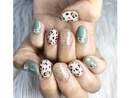 【Hand】ヒョウ柄ネイル