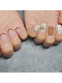 リブ(Lib)/細フレンチ/ニュアンスネイル