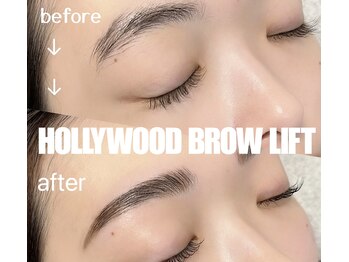 ナイア(naia)/ハリウッドブロウリフト