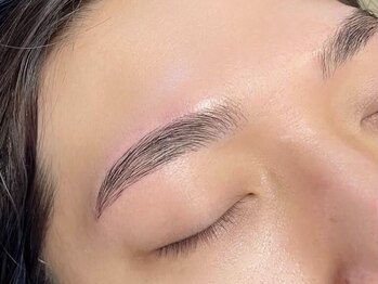 ヘアーアンドメイクアップスタジオ アチャ(Hair Make Up Studio Accha)の写真/《目元の専門家によるデザイン☆》眉毛WAX＆デザインパーマが大人気！メンズにも◎