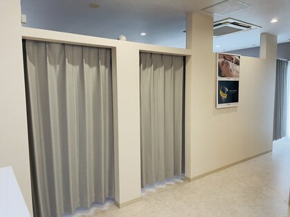 サロン モナ(Salon Mona)の写真