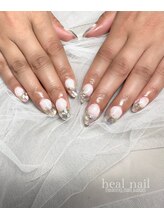 ヒールネイル(heal nail)/whiteグラデ×カラフルshell敷詰