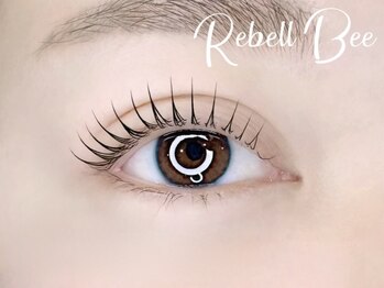 リベル ビー(ReBell Bee)の写真/豊富なロッド数でなりたい目元を叶えます☆ダメージを最小限に抑えるケラチントリートメント付き◎