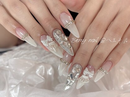 ベリーネイル(Berry nail)の写真