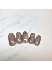 ニュアンスシェルストーンネイル