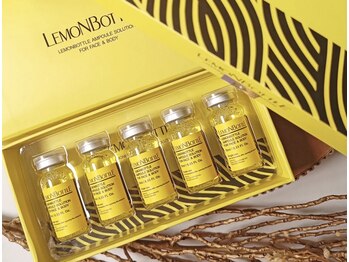 洗顔サロン 池袋(SENGAN)の写真/フェイスラインの厚みや脂肪を集中分解。韓国で話題<レモンボトル導入+小顔コルギ+ハイパーナイフ7¥8800>