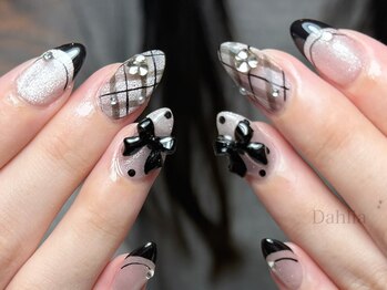 ダリア(Dahlia)/チェックネイル