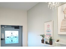 エピーレ(EPiRe:)の雰囲気（笑顔でお出迎え☆彡施術前に、本日の施術内容とご会計の提案☆彡）