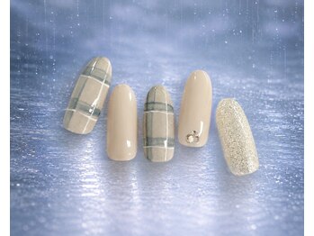 ラヴィネイル 四条烏丸店 メリー(La Vie Nail merry)の写真/オフ込デザイン持ち込みプラン¥6500★いつでも同価格！お好きなデザイン/パーツ持込可/シールパーツ付放題