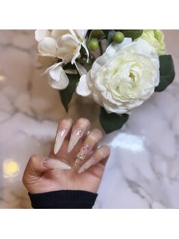 ネイル ワン(Nail 1 wang)の写真/長さだしシンプル♪オシャレ女子の憧れ♪韓国ネイルワンホンネイルで輝く◎