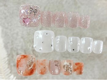 リッシュ ドゥ(RICHE deux)の写真/秋フットネイルでオシャレ度を磨く♪【フット☆アート2本付¥6900】ミラーネイル/ボルドーネイルも定額でOK