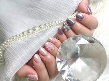 Ravie nail【3月28日NEW OPEN】/リボンネイル アシンメトリー