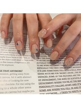 ムーイ 外苑前(mooi.)/beige × blue art