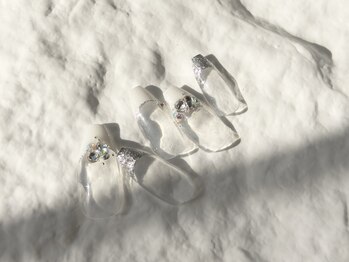 アトリエエル(atelier eL)/フレンチビジューネイル