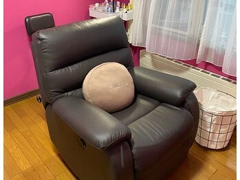 エフラッシュ(ef lash)/ふかふかのリクライニングチェア