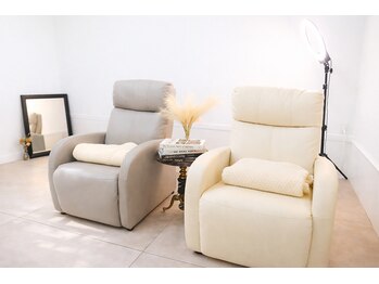 アンベリール(Embellir)/【店内】施術スペース