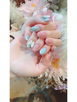 ルアナマナ(Luana Mana)/蝶々キラキラネイル